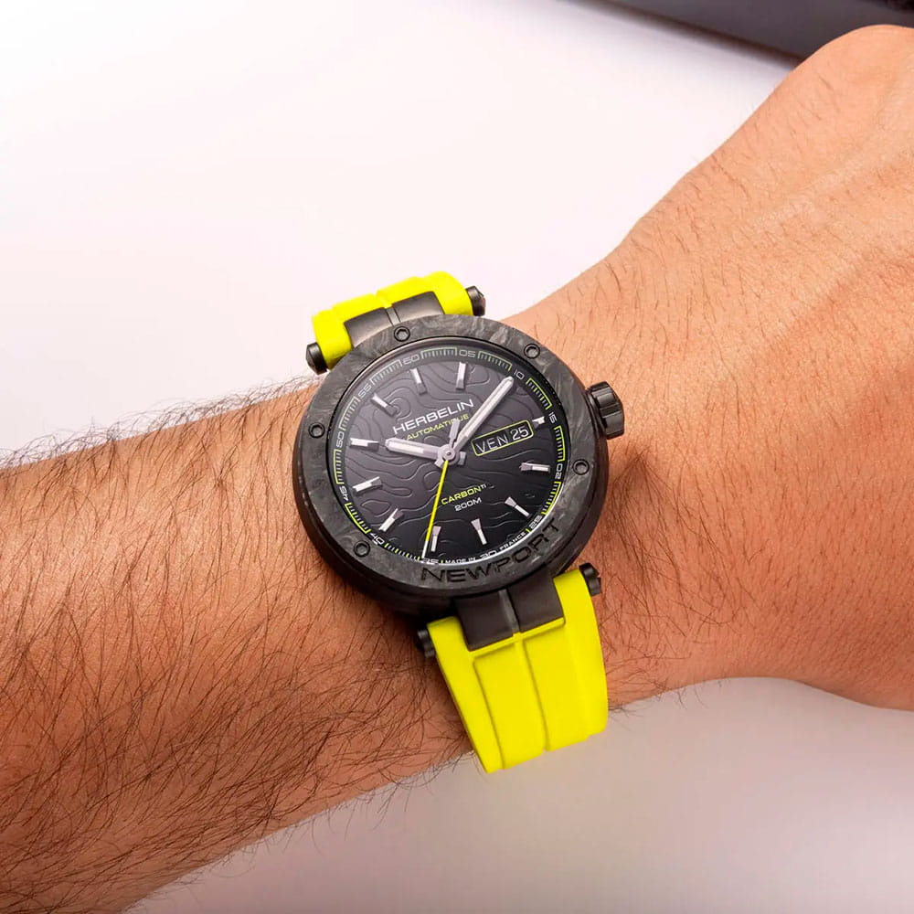 Оригинальные часы Herbelin Herbelin Newport 1788CTN14CY механические калибр механизма sellita sw220-1 общий вид