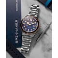 Spinnaker SP-5096-55-HH мужские часы застежка крупным планом