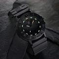 Luminox Luminox Navy SEAL XS.3001.EVO.BO.S, navy seal швейцария мужские часы на браслете каучук боковой вид