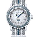 Swatch Swatch x Blancpain Antarctic ocean SO35S100  SO35S100 механические мужские часы серый циферблат, браслет нейлон — вид спереди