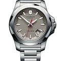 Victorinox Victorinox I.N.O.X. 241739  241739 кварцевые мужские часы серый циферблат, браслет нержавеющая сталь 316l — вид спереди
