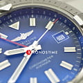 Breitling Breitling Avenger Automatic GMT 45 A32395101C1X1 механические мужские часы часы крупный план синий циферблата