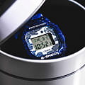 Casio Casio G-Shock DW-5600BWP-2 электронные мужские часы часы крупный план серый циферблата