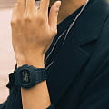 Casio Casio G-Shock DW-5750E-1B , наручные мужские часы фото под углом